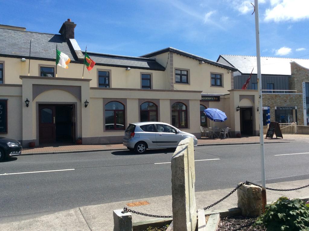 Achill Sound Hotel - Ostan Ghob A'Choire Экстерьер фото